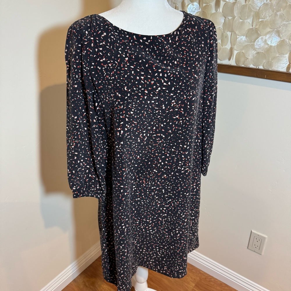 Amour Vert 100% Silk Sheath Dress